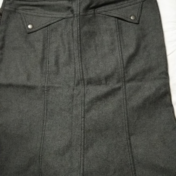 Express Knee Length Skirt SZ 10 - Picture 2 of 3